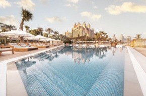 Atlantis, The Palm: Dubais beliebtes Strandrestaurant WHITE Beach ist wieder geöffnet