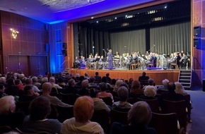 Bundespolizeidirektion Bad Bramstedt: BPOLD-BBS: Gemeinsame Pressemitteilung der Bundespolizeidirektion und der Stadt Bad Bramstedt Benefizkonzert spült über 2500 Euro in die Projektkasse des Deutschen Kinderschutzbundes