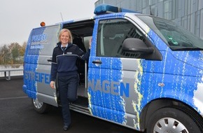 Polizei Mettmann: POL-ME: Polizei berät am "Streifenwagen" in Wülfrath - Wülfrath - 2303036