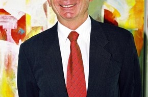arvato: Abschied zum 30. April 2002 gemäß den Bertelsmann-Richtlinien / Stabwechsel bei den Speichermedien: Bargsten wird Nachfolger von Swientek