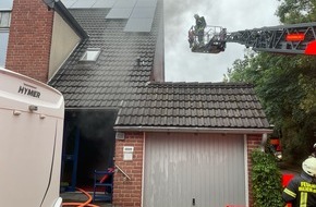 Feuerwehr M&uuml;lheim an der Ruhr: FW-MH: Kellerbrand in Saarn: E-Bike-Akkus in Brand geraten - Bewohner retten sich selbstst&auml;ndig ins Freie