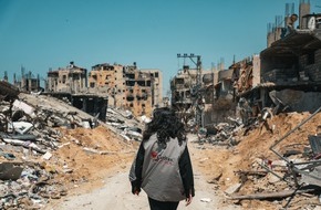 Caritas international: Caritas international: "Helfer immer öfter im Kreuzfeuer" - Welttag der Humanitären Hilfe: Völkerrecht vielerorts kein Schutz mehr - Zwischenfälle verdreifacht - Gaza "tödlichster Ort für Helfer"