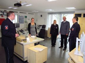 POL-WL: ++ Polnischer Polizeikommandant besucht Polizeiinspektion Harburg (Fotos) ++