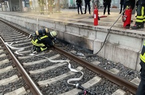 Feuerwehr Dortmund: FW-DO: Brennender Unrat sorgt für großes Feuerwehraufgebot am Hauptbahnhof
