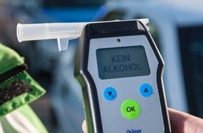 Polizei Rhein-Erft-Kreis: POL-REK: Betrunken gegen die Einbahnstraße - Pulheim