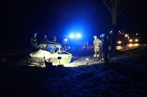 FW-KLE: Verkehrsunfall an der Engelsstraße mit einer verletzten Person
