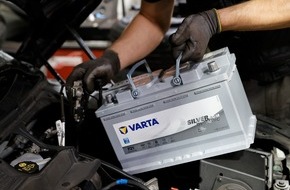 Clarios: Bei nächster Kältewelle drohen Batterieausfälle / Hitzesommer und Frost haben Fahrzeugakkus zugesetzt / Erneute Minusgrade können zum Ausfall führen / Sicherheit durch Batteriecheck in der Werkstatt