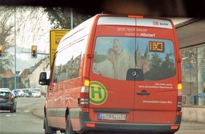 Kreispolizeibehörde Höxter: POL-HX: Was tun, wenn der Bus blinkt?
Tipps zum richtigen Verhalten an Bushaltestellen