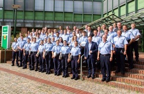 Kreispolizeibehörde Borken: POL-BOR: Kreis Borken - Neue Polizeibeamtinnen und -beamte begrüßt