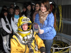 Marine - Pressemitteilung: GIRLS&#039; DAY bei der Marine