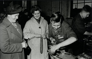 Seit 80 Jahren wird bei Ford erfolgreich ausgebildet (FOTO)