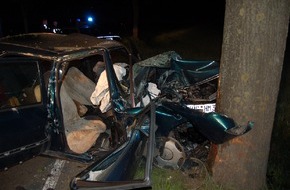 Polizeiinspektion Nienburg / Schaumburg: POL-STH: Zwei Tote bei Verkehrsunfall