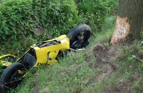 Polizeiinspektion Nienburg / Schaumburg: POL-STH: Schwerer Motorradunfall