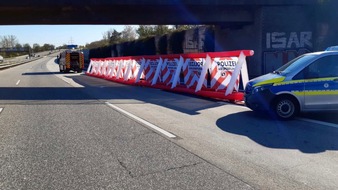 Polizeipräsidium Mittelhessen - Pressestelle Gießen: POL-GI: Polizeiautobahnstation Mittelhessen: Bewährungsprobe bestanden - erster Einsatz der mobilen Sichtschutzwand