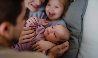 GlaxoSmithKline GmbH & Co. KG: Familienfeste, Ausfl&uuml;ge, Treffen - und ein oft &uuml;bersehenes Risiko: Keuchhusten bei Erwachsenen