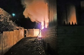 Polizei Mettmann: POL-ME: Sehr hoher Sachschaden nach Einbruch mit anschließender Brandlegung: Die Polizei ermittelt und sucht nach Zeugen - Heiligenhaus - 2009165