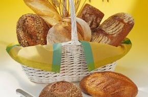 Getreide-, Markt- u. Ernährungsforschung: Brot: Aktuelle Hitliste der Lieblingssorten / Meinungswandel: 2007 mit zwei neuen Trends beim Brot / Ernährungswissenschaftler: Brot ist "Gesundheit mit Geschmack"
