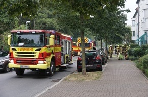 Feuerwehr Ratingen: FW Ratingen: Ratingen Breitscheid, Mintarder Weg, Brandgeruch in einer Wohnung
