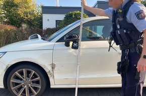 Polizei Mettmann: POL-ME: Gleich zwei Fahrzeuge stark beschädigt - Polizei ermittelt nach Verkehrsunfallflucht - Erkrath - 2310040