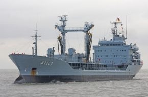 Presse- und Informationszentrum Marine: "Rhön" zurück im Heimathafen (BILD)