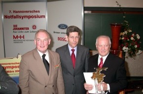 Ford-Werke GmbH: Hans Dietrich Genscher Preis verliehen / Ford-Werke AG sponsort das 7. Hannoversche Notfallsymposium