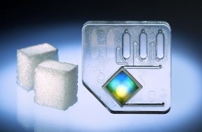 Infineon Technologies AG: Beim richtigen Wirkstoff blinken die Gene / Chip von Infineon beschleunigt und verbilligt Medikamenten-Entwicklung