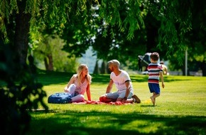 Erfurter Garten- und Ausstellungs gemeinnützige GmbH: Ferien im Garten- und Freizeitparadies egapark / Spritzige Erfrischung, Spielspaß zum Auspowern und Veranstaltungshöhepunkte für die ganze Familie