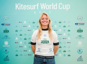 Erfolreiche Premiere des Kitesurf World Cup auf Sylt. Susanne Schwarztrauber sichert sich den Dritten Platz.