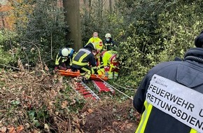 Feuerwehr Bochum: FW-BO: Arbeitsunfall im Gelände am Campus der Ruhr Universität