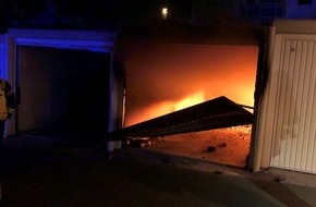 Polizei Hagen: POL-HA: Zeugen nach Brandstiftung in Haspe gesucht - Unbekannte setzen Garage in Brand