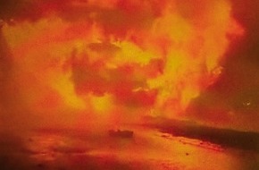 Feuerwehr Datteln: FW Datteln: Mit LPG betriebener PKW brannte vollst&auml;ndig aus; Sicherheitsventil des Gastanks blies ab