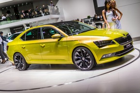 Essen Motor Show: Neuer Superb und das Rallye-Erfolgsmodell sind die Stars von SKODA (FOTO)