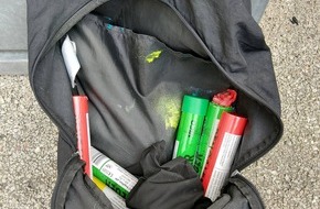 Bundespolizeiinspektion Erfurt: BPOLI EF: Verbotene Pyrotechnik und Waffen vor Teilnahme an Veran-staltung sichergestellt