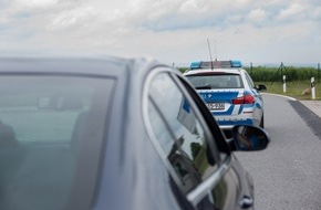 Bundespolizeidirektion München: Bundespolizeidirektion München: Pass nur auf dem Smartphone/ Bundespolizei bringt Algerier in Abschiebehaft