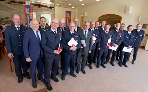 Verband der Feuerwehren im Kreis Paderborn: FW-PB: Mehr als 3.200 Feuerwehrleute stehen im Kreis Paderborn bereit / VdF-Kreisverband zieht Jahresbilanz und gratuliert der Feuerwehr Paderborn zum 150-jährigen Bestehen