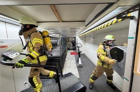 Feuerwehr Weinheim: FW Weinheim: Belastung unter Druck-Feuerwehrleute in der Atemschutzstrecke