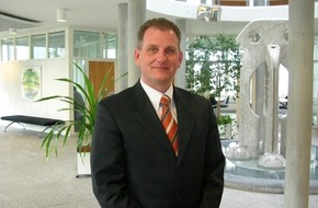 Mathys AG Bettlach: COO der Mathys AG Bettlach erhält Auszeichnung des Wall Street Journals