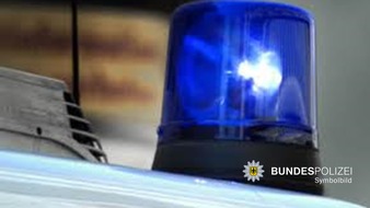 Bundespolizeidirektion München: Bundespolizeidirektion München: Schlägerei in der S-Bahn / Blutige Nase nach Streit