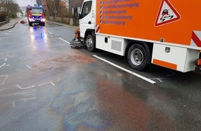 Polizeiinspektion Hameln-Pyrmont/Holzminden: POL-HM: Frontalzusammenstoß auf Kreuzung