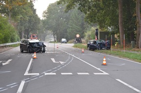 POL-STD: 35-jähriger Autofahrer bei Unfall auf der Bundesstraße 74 ums Leben gekommen - 30-Jähriger Fahrer schwer verletzt