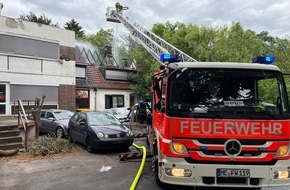 Polizei Mettmann: POL-ME: Zwei Feuerwehrkräfte bei Brand in Hilden schwer verletzt - die Polizei ermittelt - Hilden - 2407054
