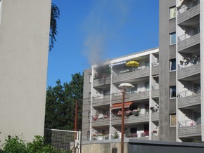 FW-MH: Ausgedehnter Wohnungsbrand - Keine Verletzten