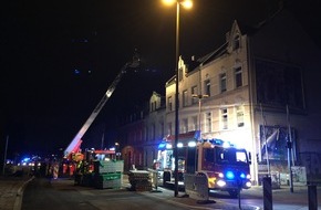 Feuerwehr Mönchengladbach: FW-MG: Kleinbrand in Dachgeschosswohnung