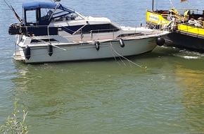 Polizei Bonn: POL-BN: Für die Polizei Duisburg: Motorboot kollidiert mit schwimmendem Restaurant in Bonn