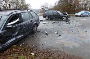 Polizeiinspektion Northeim: POL-NOM: Verkehrsunfall mit Personen- und Sachschaden