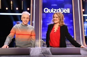 ARD Das Erste: "Team Stand-Up" gegen den "Quizduell-Olymp": Lisa Feller und Michael Mittermeier zu Gast bei Jörg Pilawa / Am Freitag, 13. Mai 2022, 18:50 Uhr im Ersten