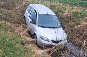 Polizeiinspektion Stade: POL-STD: 66-j&auml;hrige Autofahrerin bei Verkehrsunfall ums Leben gekommen