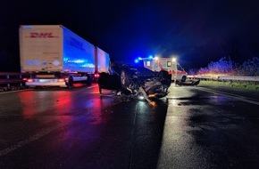 Polizeiinspektion Rotenburg: POL-ROW: ++ Vier Verletzte bei Unfall auf der Hansalinie - Polizei sucht Unfallzeugen ++