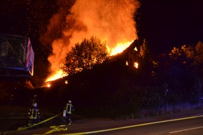 POL-STD: Werkstattgebäude in Neukloster abgebrannt - 500.000 Euro Sachschaden - keine Verletzten