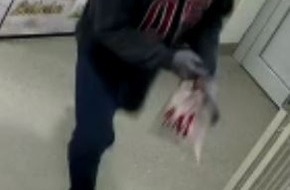 Landespolizeiinspektion Suhl: LPI-SHL: Bewaffneter Überfall - Zeugen gesucht